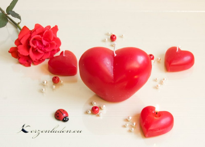 Produktbild von Unieasy Schwimmkerzen Set 12 Stück - Weiße Wachskerzen Für Pool & Dekoration